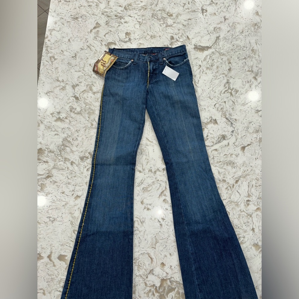 Flare low rise jeans